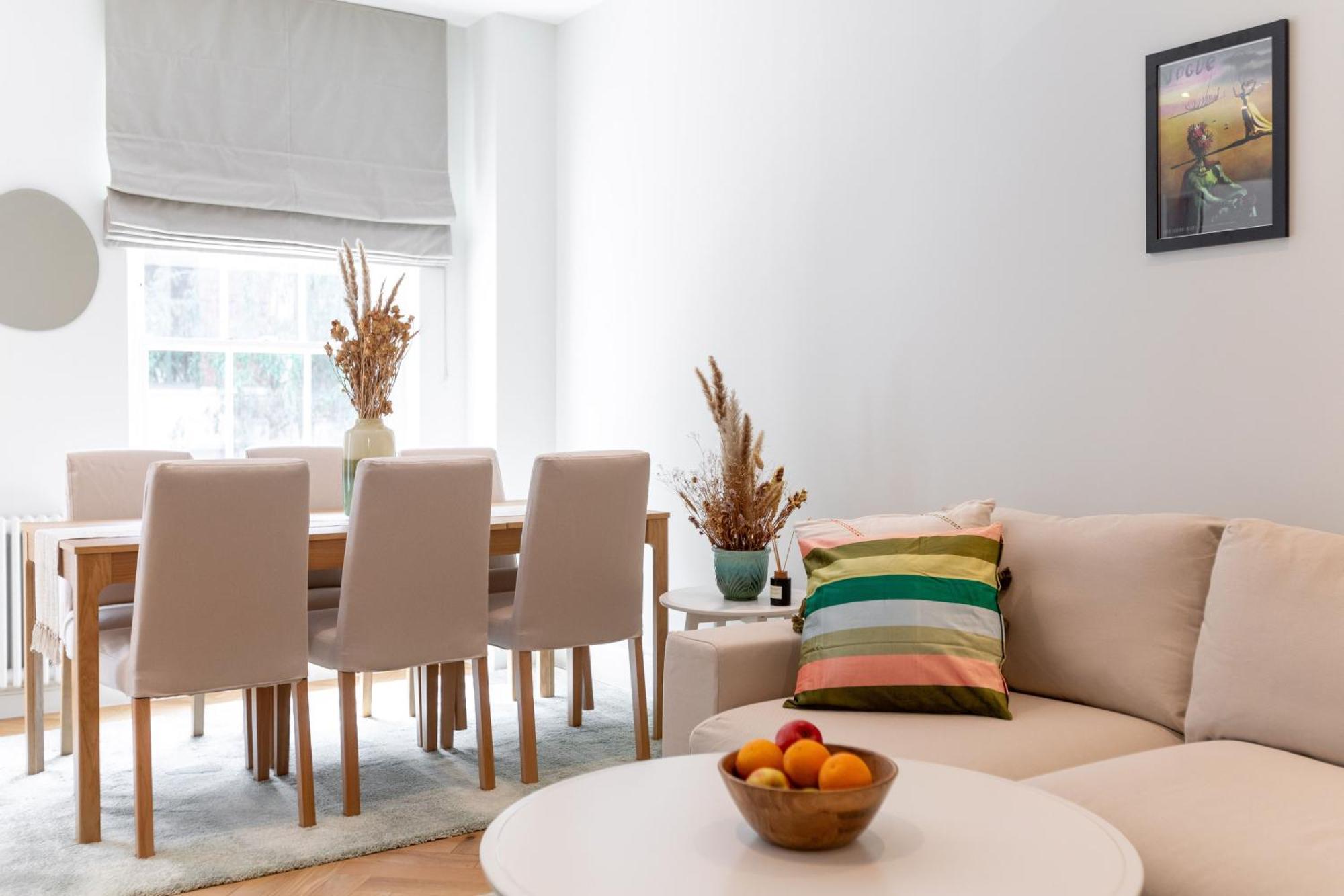 3 Bedroom Flat With Terrace In Appartamento *